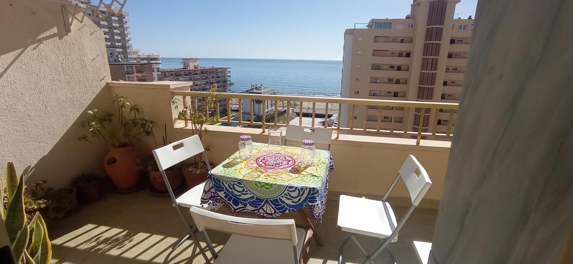 Apartamento Frente Al Mar Paz Y Relax 푸엔히롤라 외부 사진